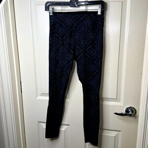 Like New-Pink from Victoria’s Secret Leggings